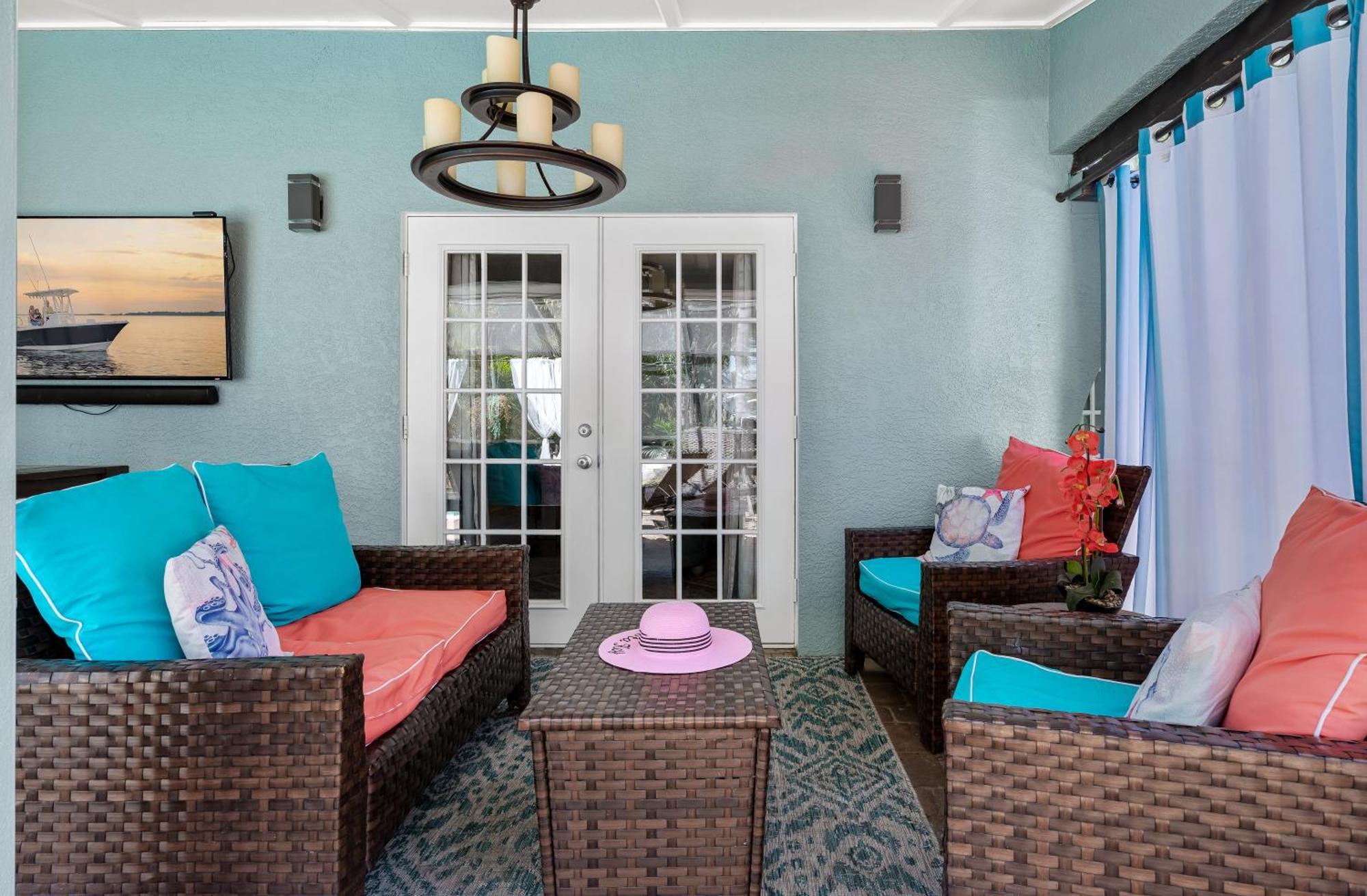 Appartement Luxury Zen Den With Heated Pool Just Off Siesta Key à Sarasota Extérieur photo
