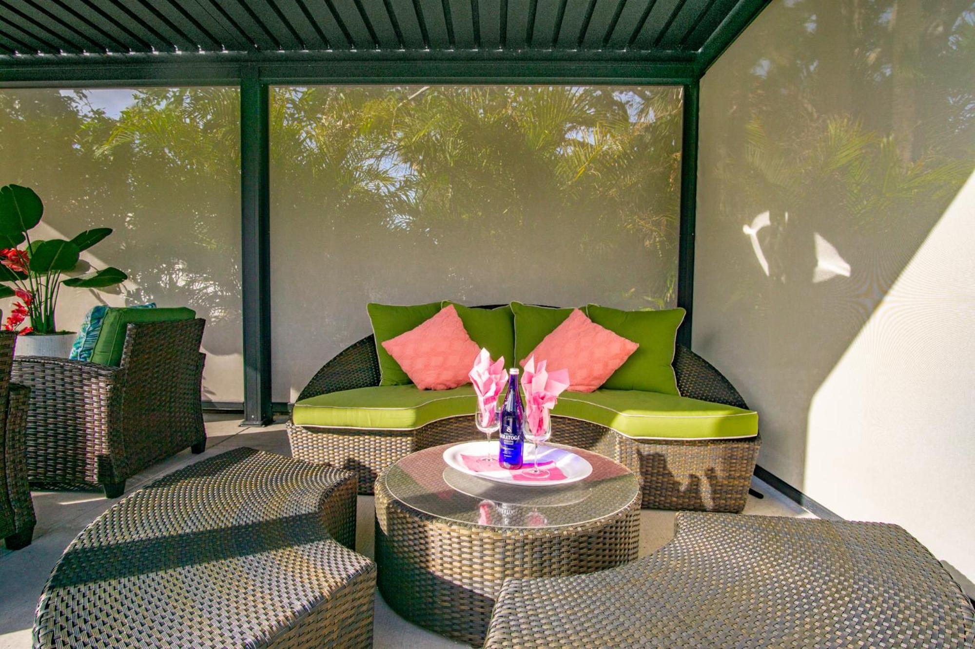 Appartement Luxury Zen Den With Heated Pool Just Off Siesta Key à Sarasota Extérieur photo
